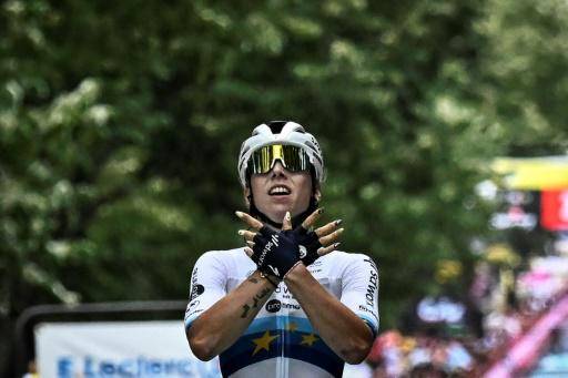 Wiebes gana tercera etapa del Tour femenino, maillot amarillo para Vos