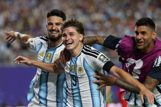 Argentina vence 3-1 a Suiza y jugará las semifinales del Mundial contra Inglaterra