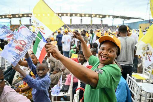 León XIV concluye en Guinea Ecuatorial una ajetreada gira africana