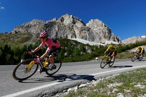 Sepp Kuss gana la etapa reina del Giro en día perfecto para el Visma
