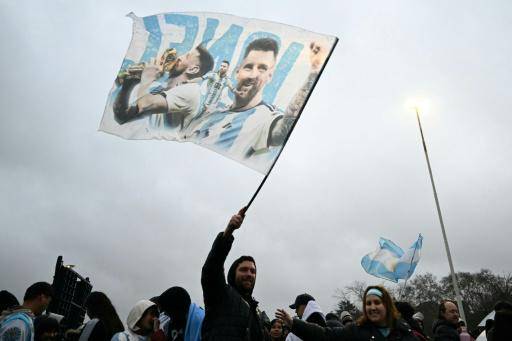 La Albiceleste vuelve a casa sin Messi para encontrarse con el abrazo de los argentinos