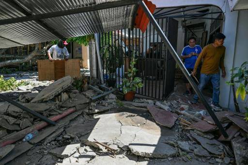 El sismo en Filipinas deja 46 muertos, los rescatistas desafían la lluvia y las réplicas