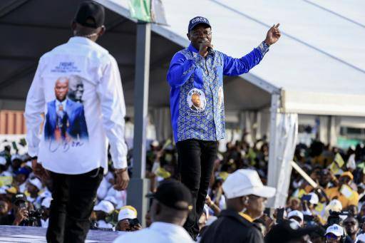 Gabón elige a su presidente tras 19 meses de régimen militar