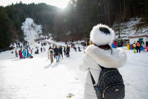 Lejos de los Alpes, los italianos del sur también se apasionan con la nieve