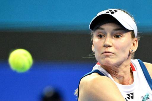 Rybakina estrena el N.1 mundial con una derrota en el WTA 1000 de Pekín