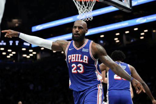 El eterno Lebron se embarca en una última misión con los Sixers
