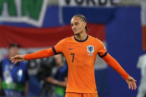 Xavi Simons y una explosión para llevar a Países Bajos a octavos de la Euro