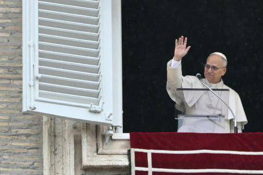 El papa sigue con consternación la situación en Oriente Medio