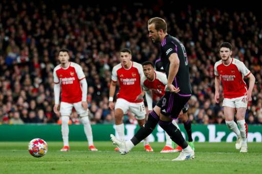 Trossard acude al rescate del Arsenal para empatar ante el Bayern