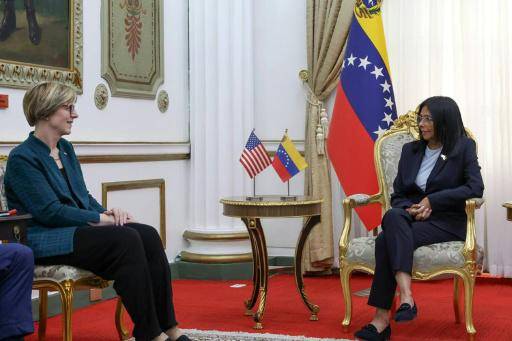 El secretario de Energía de EEUU llega a Venezuela para una reunión con la presidenta encargada