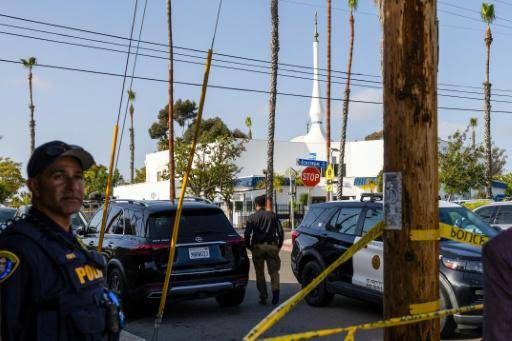 Tres muertos en el ataque contra una mezquita de EEUU, dos sospechosos del tiroteo hallados sin vida