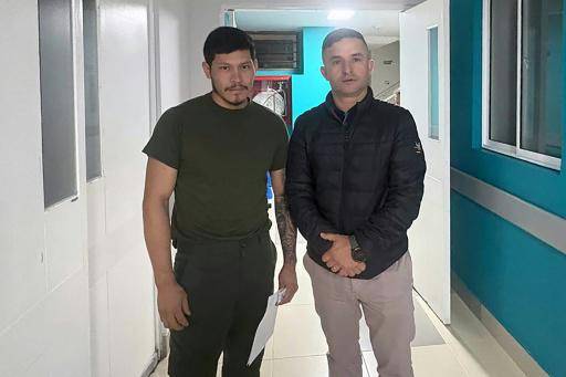 Atado de manos en un río: el escape del legionario francés secuestrado en Colombia