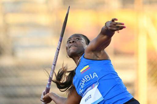 Colombiana Flor Ruiz conquista oro en lanzamiento de jabalina de Santiago-2023