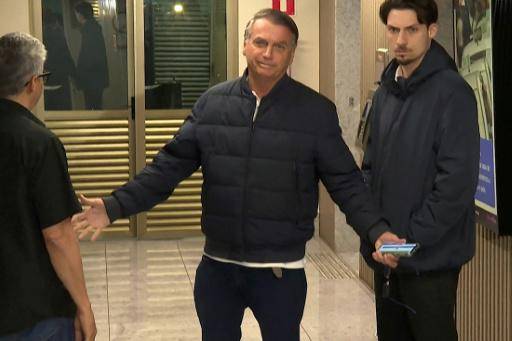 La corte brasileña descarta por ahora la prisión preventiva de Bolsonaro