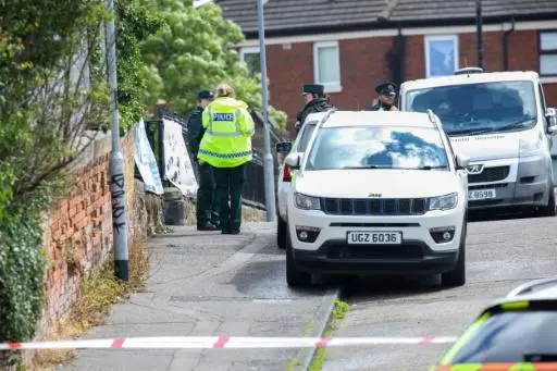 Sospechoso del ataque de Belfast comparece ante un juez después de disturbios antiinmigrantes