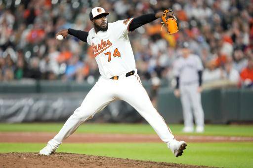 El dominicano Félix Bautista evita la remontada de los Yankees sobre los Orioles