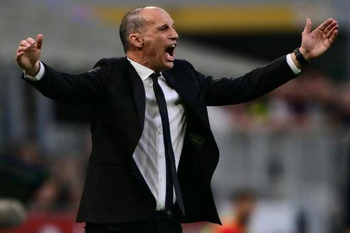 Allegri ve su futuro en el AC Milan y se descarta como DT de Italia
