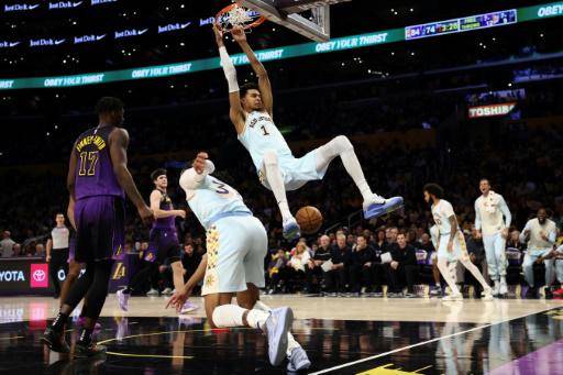 Wembanyama domina a Lakers en regreso de la NBA a Los Ángeles