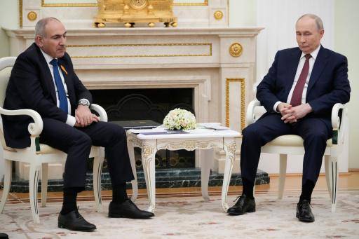 Reunidos en Armenia, Europa y Canadá cierran filas ante Trump