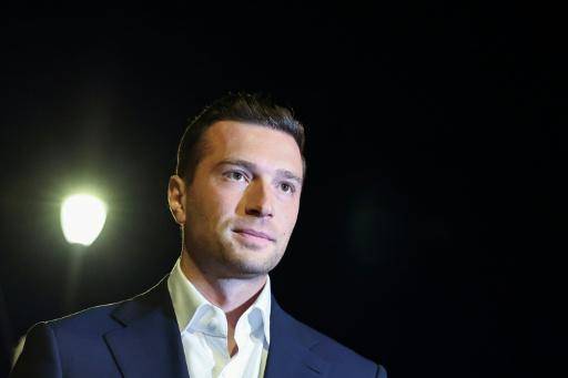El presidente del partido de extrema derecha francés Agrupación Nacional, Jordan Bardella, en un acto de la campaña electoral para el Senado, en La Seyne-sur-Mer, el 27 de septiembre de 2026