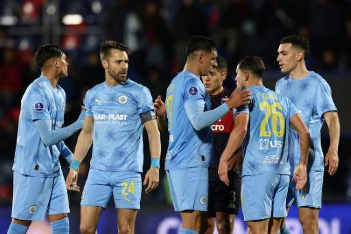 Cienciano hace historia en la Copa Sudamericana al golear a Botafogo; Neymar lidera al Santos
