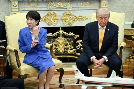 A Trump le preguntan por Irán y responde con Pearl Harbor ante la primera ministra de Japón