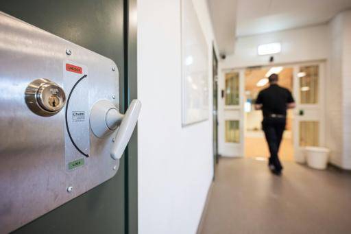 Cárceles suecas se preparan para recibir a presos de 13 años de edad