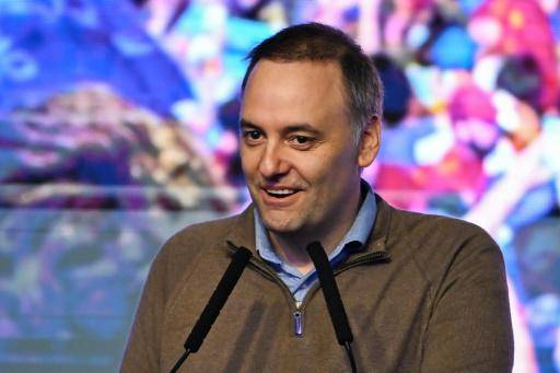 Milei designa a su vocero como jefe de ministros para renovar el diálogo