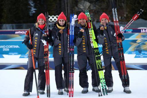 Medallas recién entregadas y ya rotas en los JJOO de Invierno