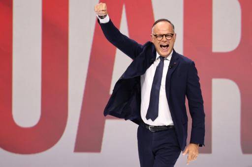 Aspirantes a presidencial de Francia que esperan conocer a su rival de ultraderecha