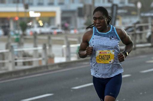 Reinstaurar el test de feminidad es una falta de respeto a las mujeres, denuncia Caster Semenya