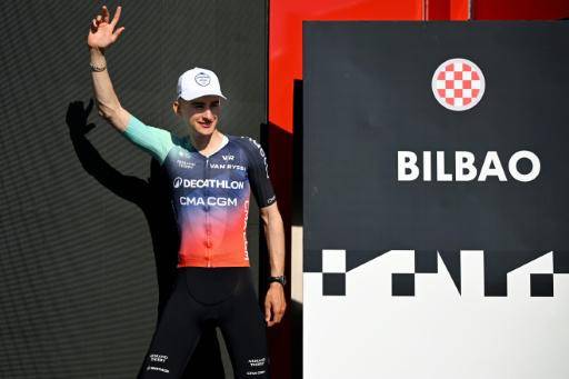 El prometedor ciclista galo Paul Seixas anuncia que participará en el Tour de Francia