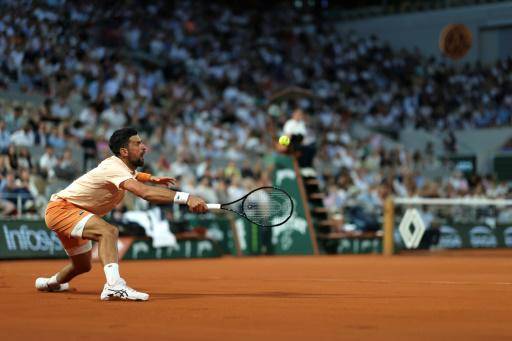 Djokovic empieza con susto, la derrota de Etcheverry evita el pleno argentino