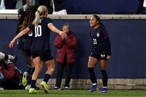EEUU recupera el título de SheBelieves Cup con último triunfo ante Colombia