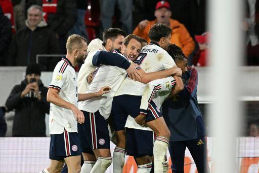 Bayern Munich vence en Friburgo y llegará líder al Klassiker