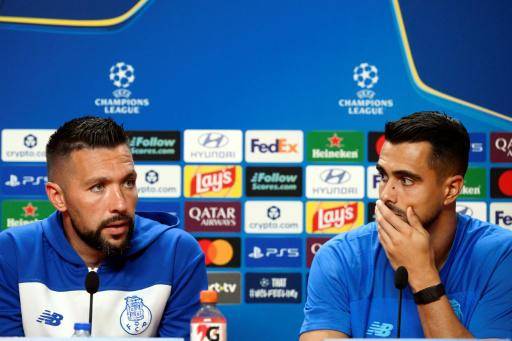 Todos quieren la corona de un PSG que aspira a un triplete histórico