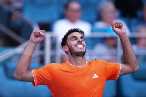 Cerúndolo pisa los octavos de Miami, que espera por Sinner y Sabalenka