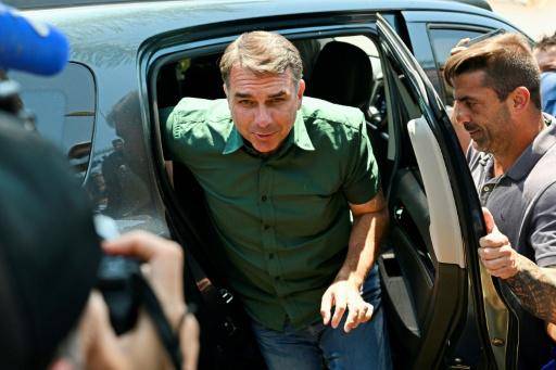 Jair Bolsonaro está muy contento con las elecciones en Brasil, dice su hijo