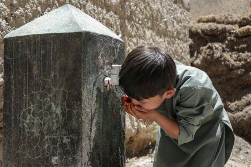Una persona de cada cuatro carece de acceso seguro al agua potable, alerta la ONU
