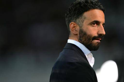 La Juventus y el AC Milan lanzan su reconquista con victorias por la mínima