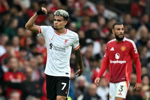 Liverpool aplasta al Manchester United en Old Trafford