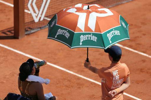 La hidratación, una gestión al mililitro en un Roland Garros sofocante