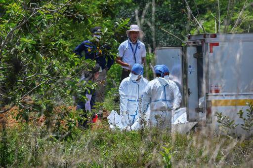 Panamá sepulta a migrantes fallecidos que nadie reclamó tras una travesía fatal hacia EEUU