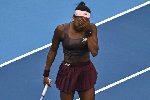 Tenista estadounidense Coco Gauff, eliminada en Pekín, denuncia mensajes racistas