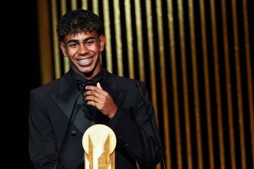 Lamine Yamal se lleva el Trofeo Kopa a mejor joven del año