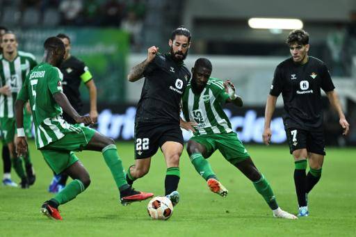 Betis y Villarreal a un paso de meterse en los cruces de la Europa League