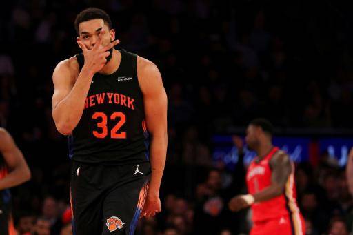 Dominicano Karl-Anthony Towns anota doble-doble en triunfo de Knicks sobre Pelicans
