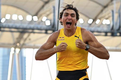 Garrochista sueco Armand Duplantis eleva su récord del mundo a 6,29 metros