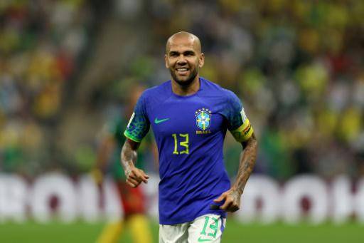Dani Alves, un final brutal para una carrera de récord
