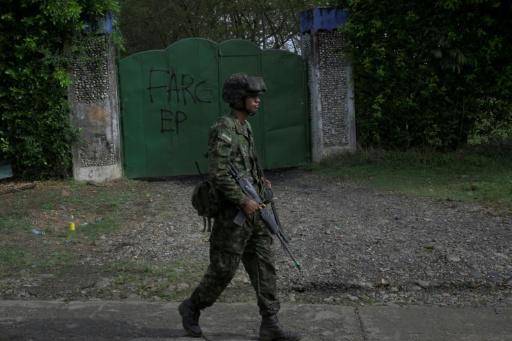 Un enfrentamiento entre guerrillas deja 48 muertos en Colombia a días de las presidenciales